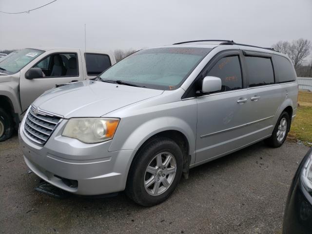 Photo 1 VIN: 2A4RR5D17AR463669 - CHRYSLER TOWN & COU 