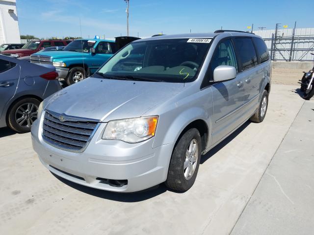 Photo 1 VIN: 2A4RR5D17AR492007 - CHRYSLER TOWN & COU 