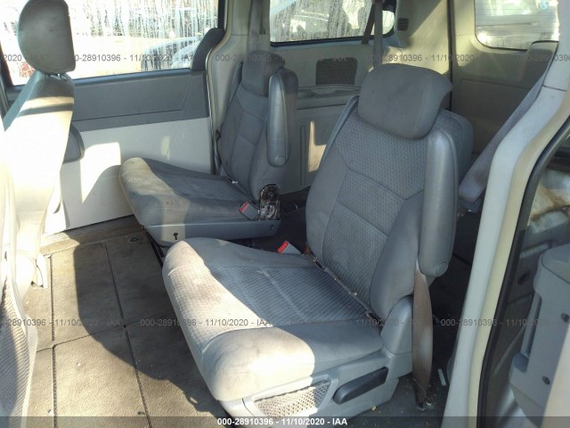 Photo 7 VIN: 2A4RR5D18AR108638 - CHRYSLER TOWN & COUNTRY 