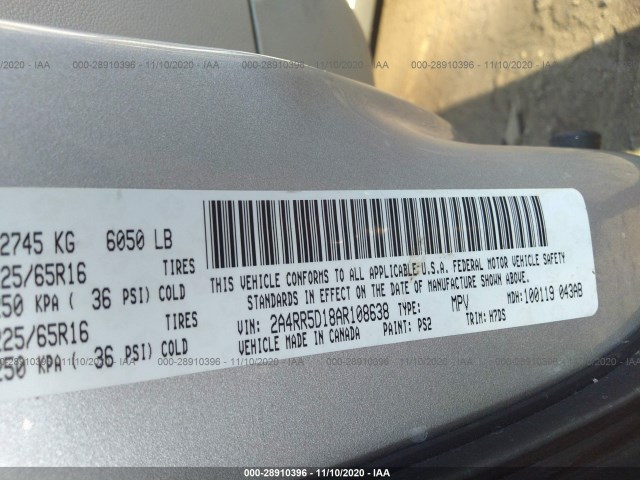 Photo 8 VIN: 2A4RR5D18AR108638 - CHRYSLER TOWN & COUNTRY 