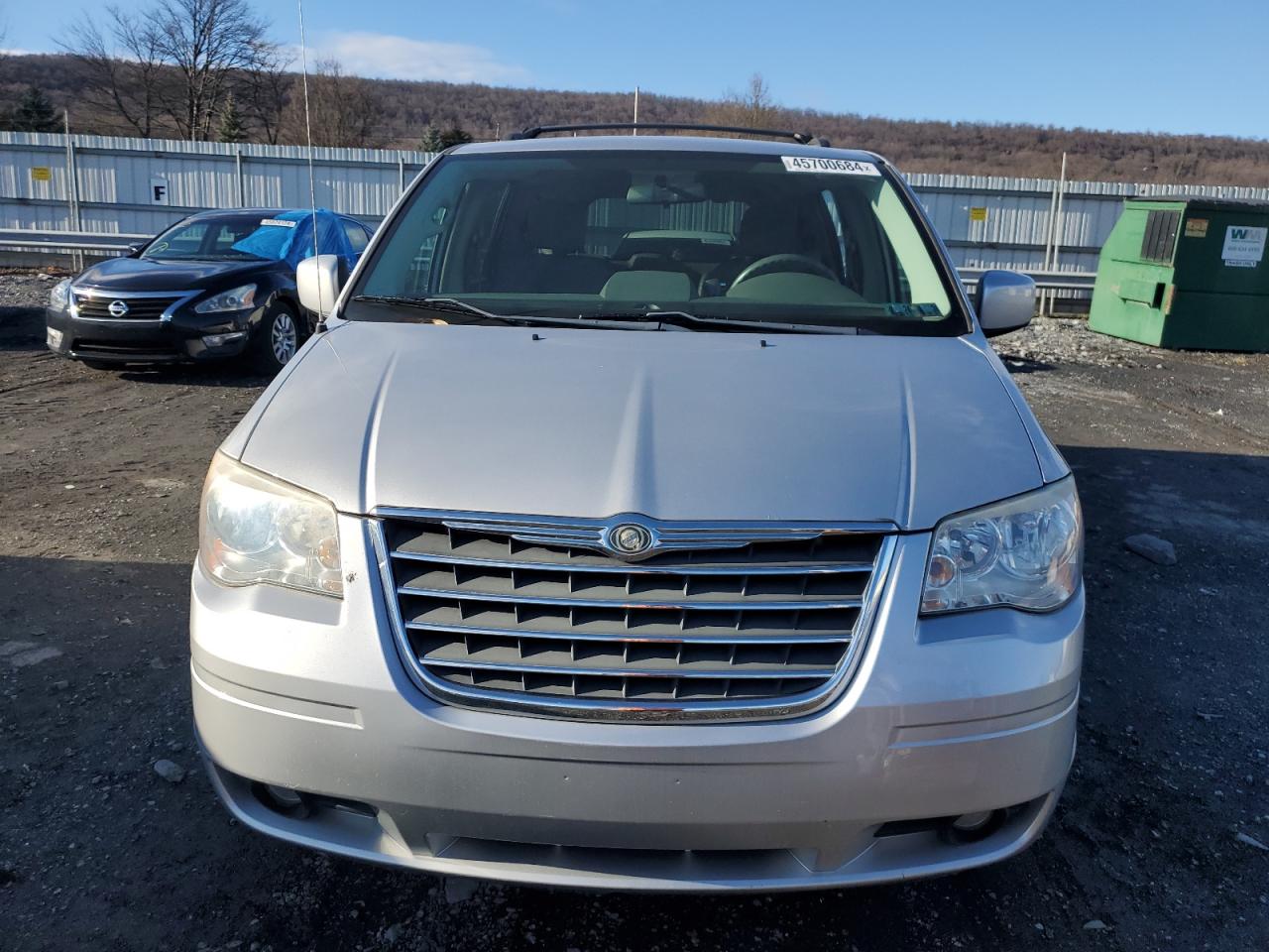 Photo 4 VIN: 2A4RR5D18AR132308 - CHRYSLER TOWN & COUNTRY 