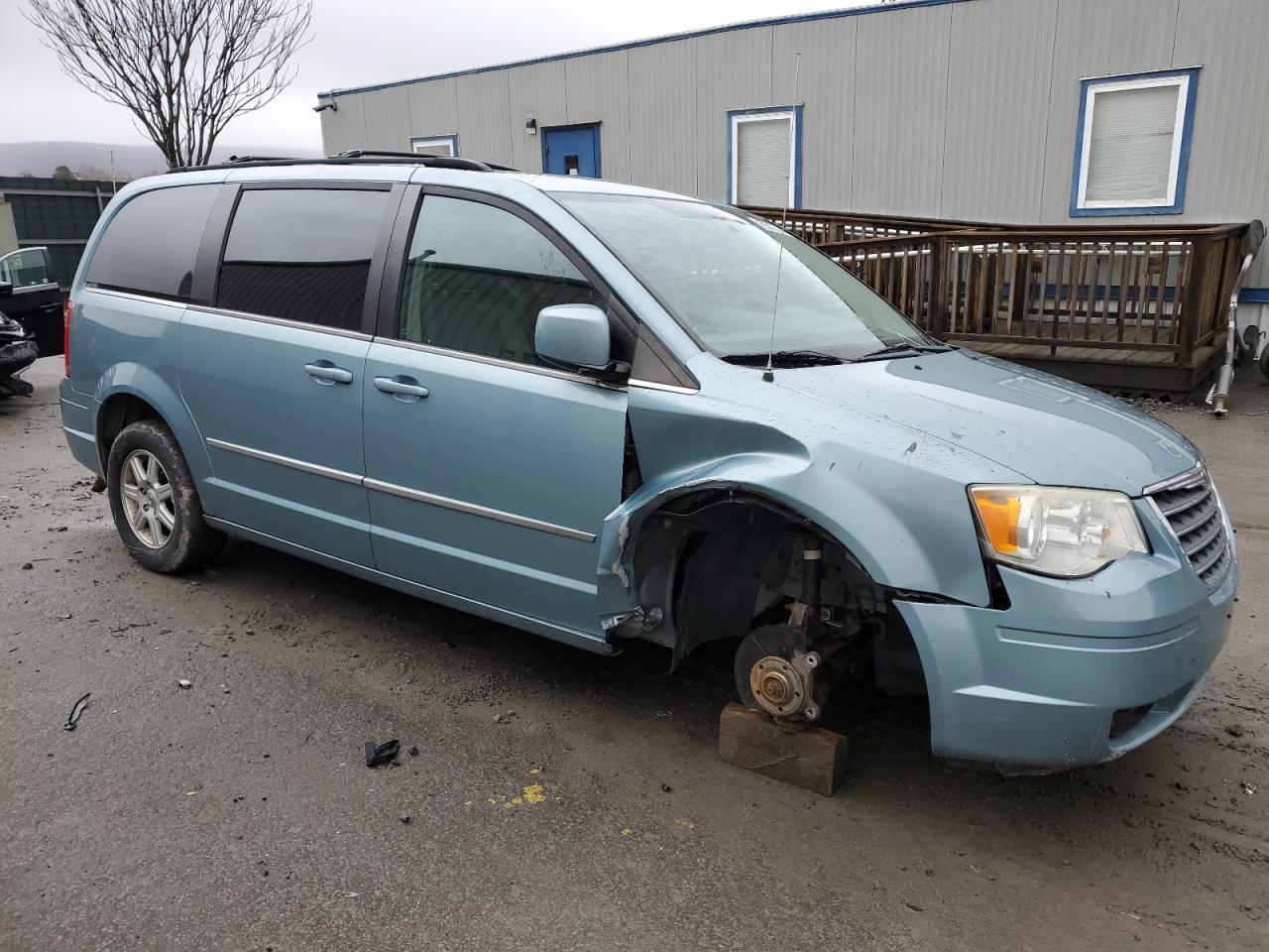 Photo 3 VIN: 2A4RR5D18AR167995 - CHRYSLER TOWN & COUNTRY 