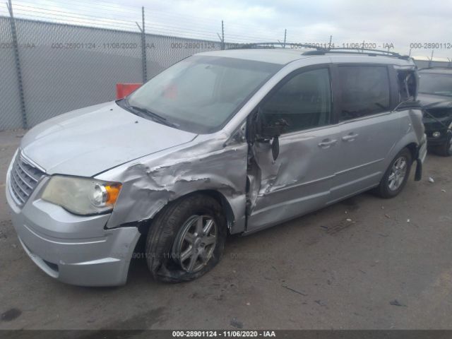 Photo 1 VIN: 2A4RR5D18AR198714 - CHRYSLER TOWN COUNTRY 