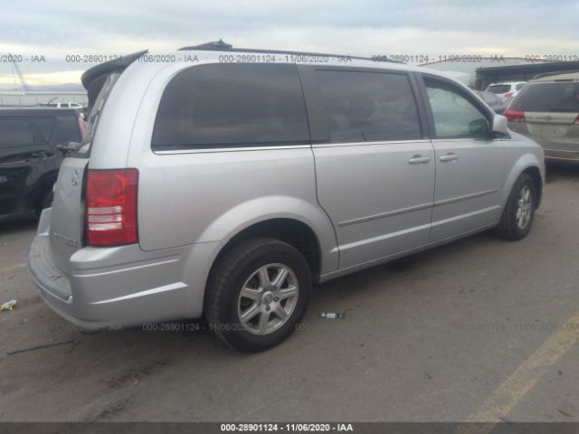 Photo 3 VIN: 2A4RR5D18AR198714 - CHRYSLER TOWN COUNTRY 