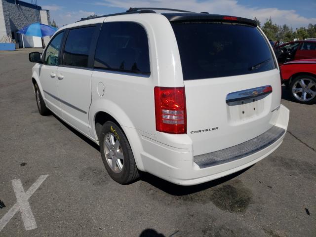 Photo 2 VIN: 2A4RR5D18AR213938 - CHRYSLER TOWN &AMP COU 