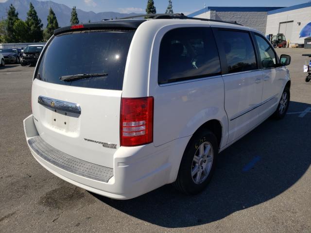 Photo 3 VIN: 2A4RR5D18AR213938 - CHRYSLER TOWN &AMP COU 