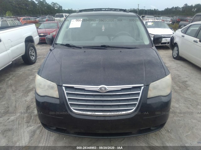 Photo 5 VIN: 2A4RR5D18AR245725 - CHRYSLER TOWN & COUNTRY 