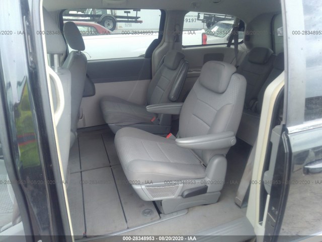 Photo 7 VIN: 2A4RR5D18AR245725 - CHRYSLER TOWN & COUNTRY 