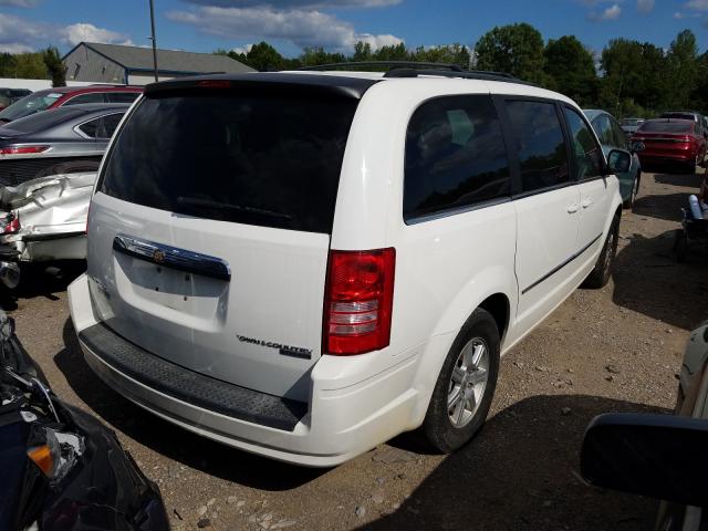 Photo 3 VIN: 2A4RR5D18AR271404 - CHRYSLER TOWN & COU 