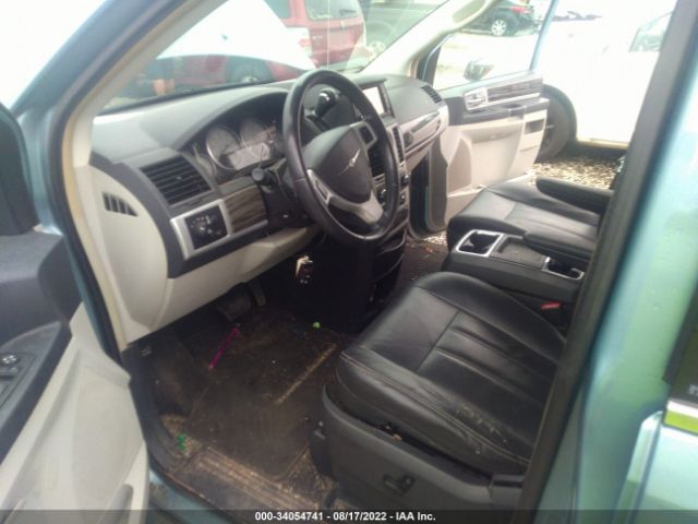 Photo 4 VIN: 2A4RR5D18AR273895 - CHRYSLER TOWN & COUNTRY 