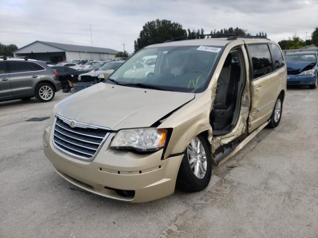 Photo 1 VIN: 2A4RR5D18AR299199 - CHRYSLER TOWN & COU 