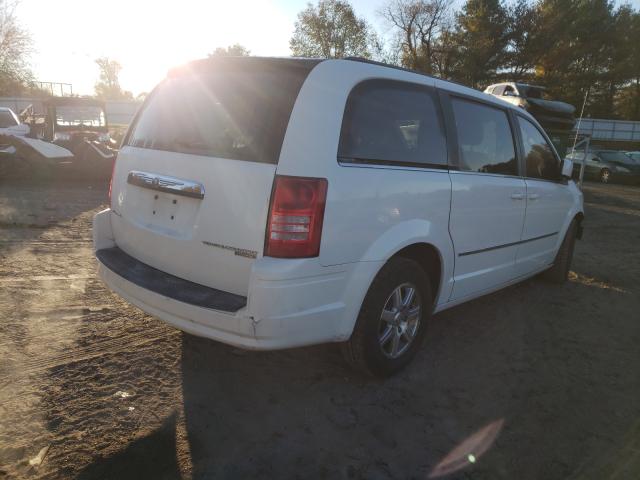 Photo 3 VIN: 2A4RR5D18AR337529 - CHRYSLER TOWN &AMP COU 