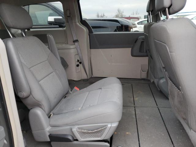 Photo 10 VIN: 2A4RR5D18AR338521 - CHRYSLER TOWN & COU 