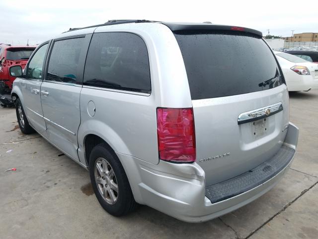 Photo 2 VIN: 2A4RR5D18AR432463 - CHRYSLER TOWN & COU 