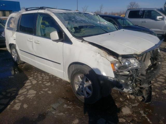 Photo 3 VIN: 2A4RR5D19AR113072 - CHRYSLER TOWN & COU 