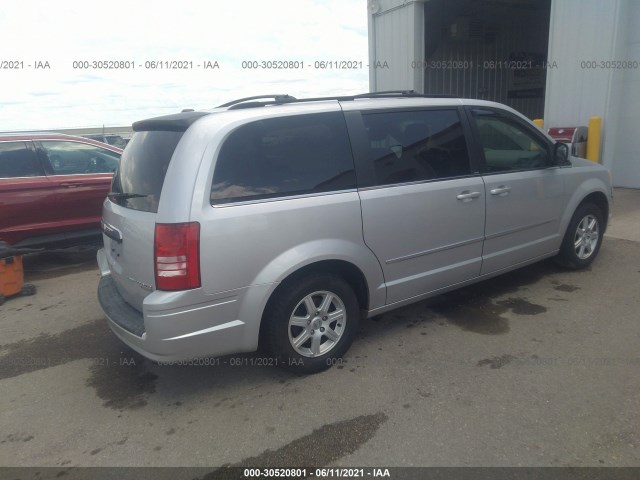 Photo 3 VIN: 2A4RR5D19AR115629 - CHRYSLER TOWN & COUNTRY 