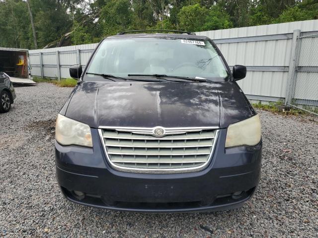 Photo 4 VIN: 2A4RR5D19AR149022 - CHRYSLER TOWN & COU 