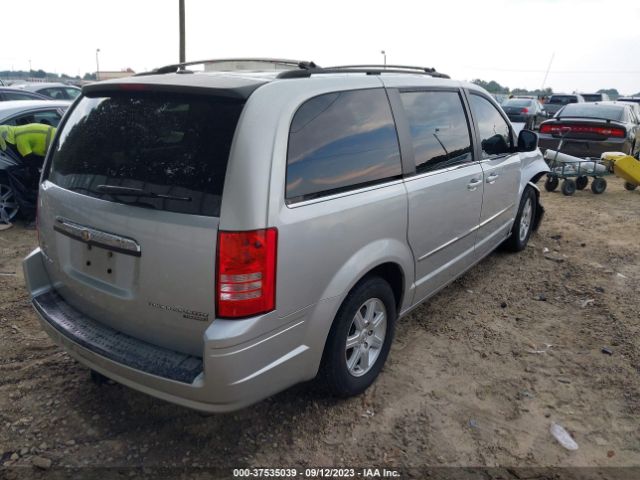 Photo 3 VIN: 2A4RR5D19AR170095 - CHRYSLER TOWN & COUNTRY 