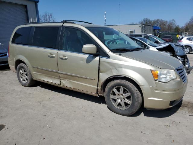 Photo 3 VIN: 2A4RR5D19AR217853 - CHRYSLER TOWN & COU 