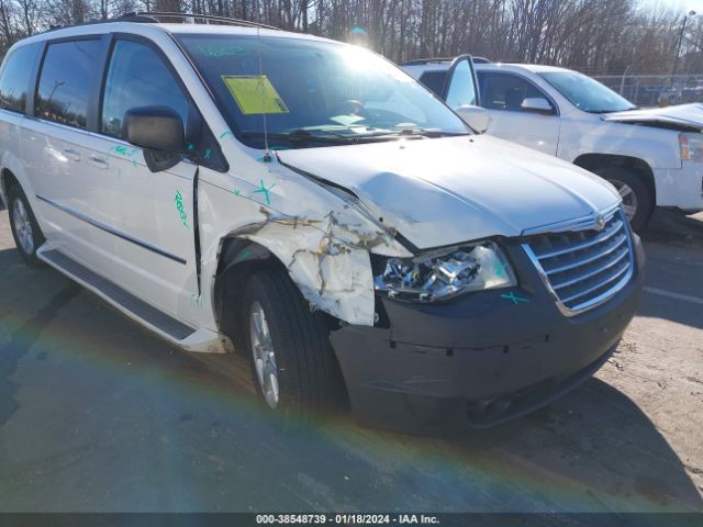 Photo 5 VIN: 2A4RR5D19AR226763 - CHRYSLER TOWN & COUNTRY 