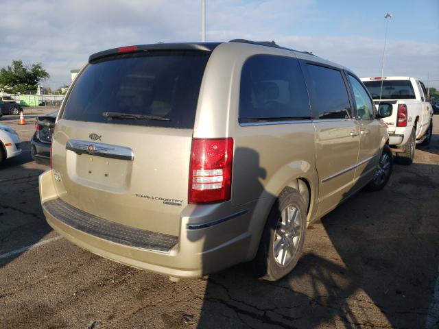 Photo 3 VIN: 2A4RR5D19AR286395 - CHRYSLER TOWN &AMP COU 