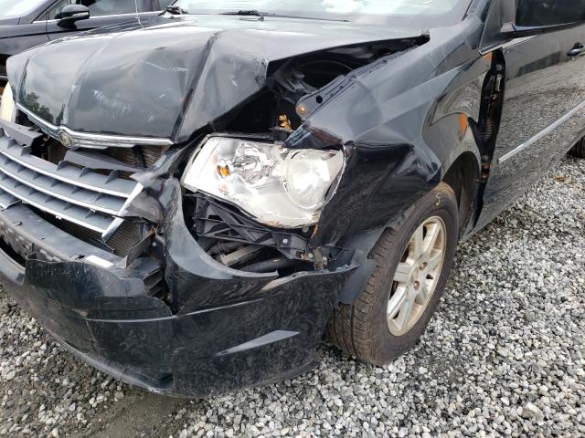 Photo 8 VIN: 2A4RR5D19AR289524 - CHRYSLER TOWN &AMP COU 