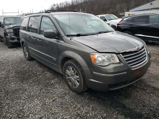 Photo 0 VIN: 2A4RR5D19AR298837 - CHRYSLER TOWN &AMP COU 