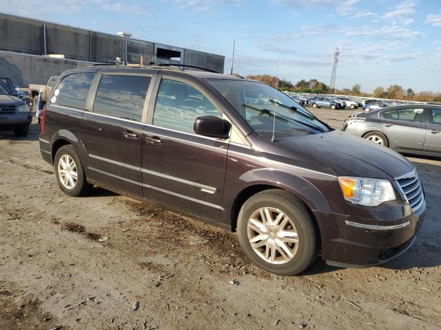 Photo 3 VIN: 2A4RR5D19AR299180 - CHRYSLER TOWN & COU 