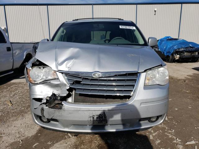 Photo 4 VIN: 2A4RR5D19AR299678 - CHRYSLER MINIVAN 