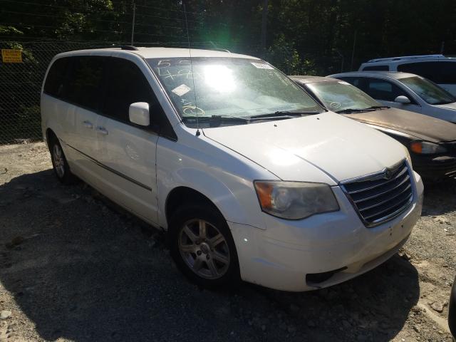 Photo 0 VIN: 2A4RR5D19AR308590 - CHRYSLER TOWN &AMP COU 