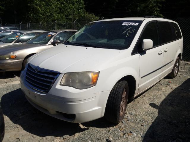 Photo 1 VIN: 2A4RR5D19AR308590 - CHRYSLER TOWN &AMP COU 