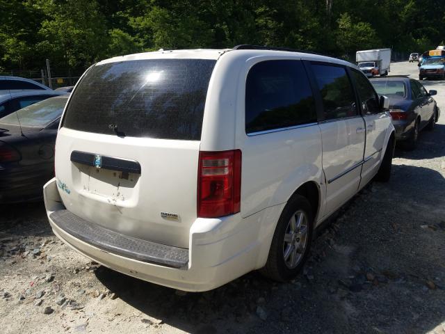 Photo 3 VIN: 2A4RR5D19AR308590 - CHRYSLER TOWN &AMP COU 