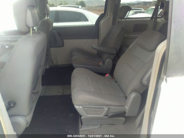 Photo 7 VIN: 2A4RR5D19AR343808 - CHRYSLER TOWN & COUNTRY 