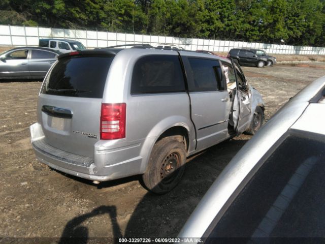 Photo 3 VIN: 2A4RR5D19AR352606 - CHRYSLER TOWN & COUNTRY 