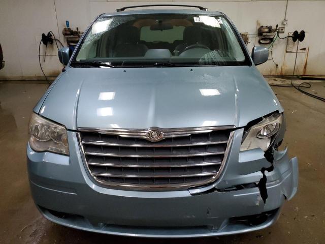 Photo 4 VIN: 2A4RR5D19AR358258 - CHRYSLER MINIVAN 