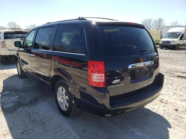 Photo 2 VIN: 2A4RR5D19AR358650 - CHRYSLER TOWN &AMP COU 