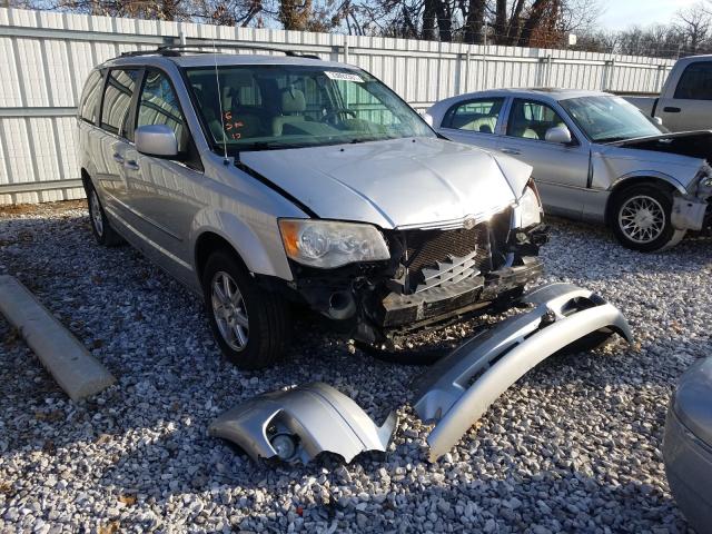 Photo 0 VIN: 2A4RR5D19AR428633 - CHRYSLER TOWN &AMP COU 