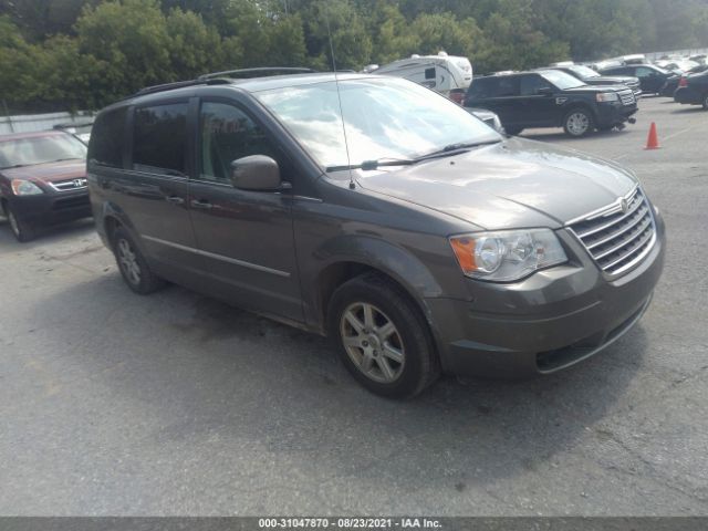 Photo 0 VIN: 2A4RR5D19AR441883 - CHRYSLER TOWN & COUNTRY 