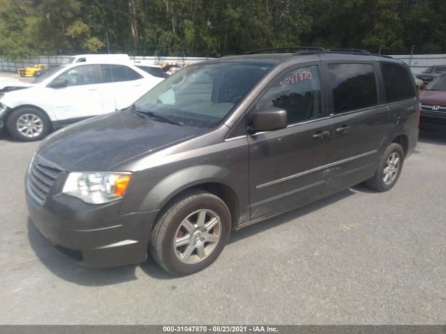 Photo 1 VIN: 2A4RR5D19AR441883 - CHRYSLER TOWN & COUNTRY 