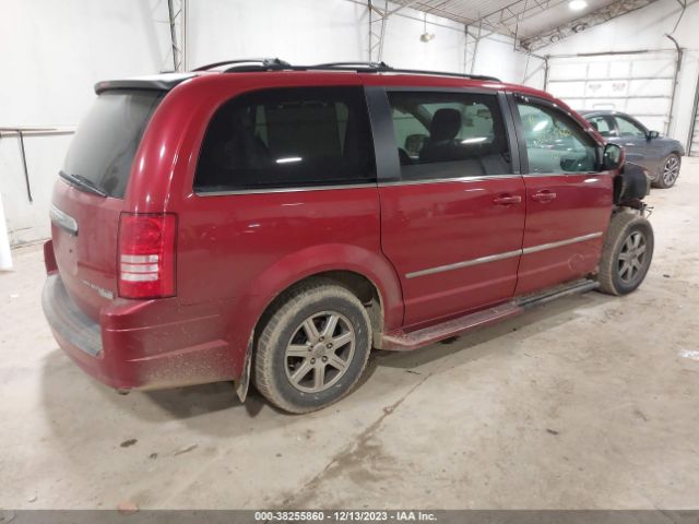 Photo 3 VIN: 2A4RR5D1XAR109757 - CHRYSLER TOWN & COUNTRY 