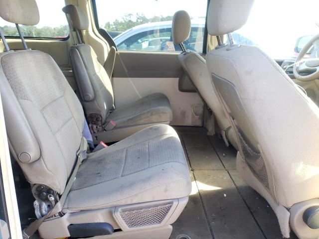 Photo 5 VIN: 2A4RR5D1XAR132021 - CHRYSLER TOWN &AMP COU 