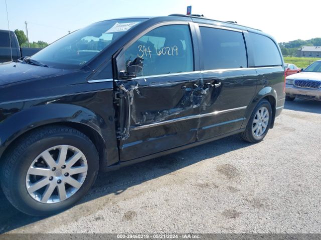 Photo 5 VIN: 2A4RR5D1XAR151085 - CHRYSLER TOWN & COUNTRY 