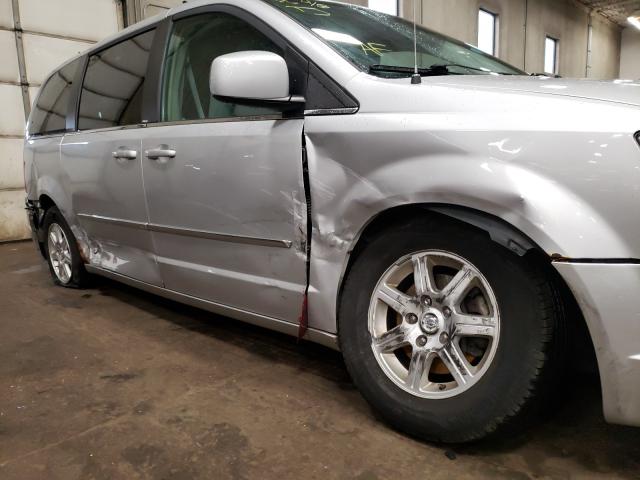 Photo 8 VIN: 2A4RR5D1XAR152785 - CHRYSLER TOWN &AMP COU 