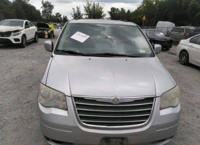 Photo 5 VIN: 2A4RR5D1XAR176181 - CHRYSLER TOWN & COUNTRY 