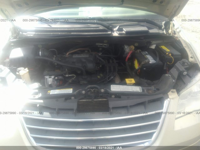 Photo 9 VIN: 2A4RR5D1XAR178738 - CHRYSLER TOWN & COUNTRY 