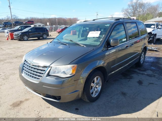 Photo 1 VIN: 2A4RR5D1XAR194891 - CHRYSLER TOWN & COUNTRY 