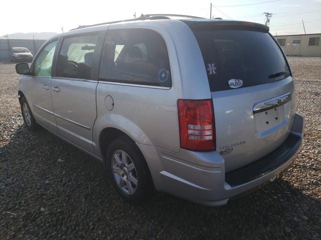 Photo 2 VIN: 2A4RR5D1XAR204142 - CHRYSLER TOWN &AMP COU 