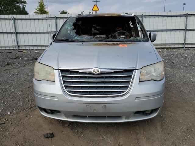 Photo 4 VIN: 2A4RR5D1XAR230479 - CHRYSLER MINIVAN 