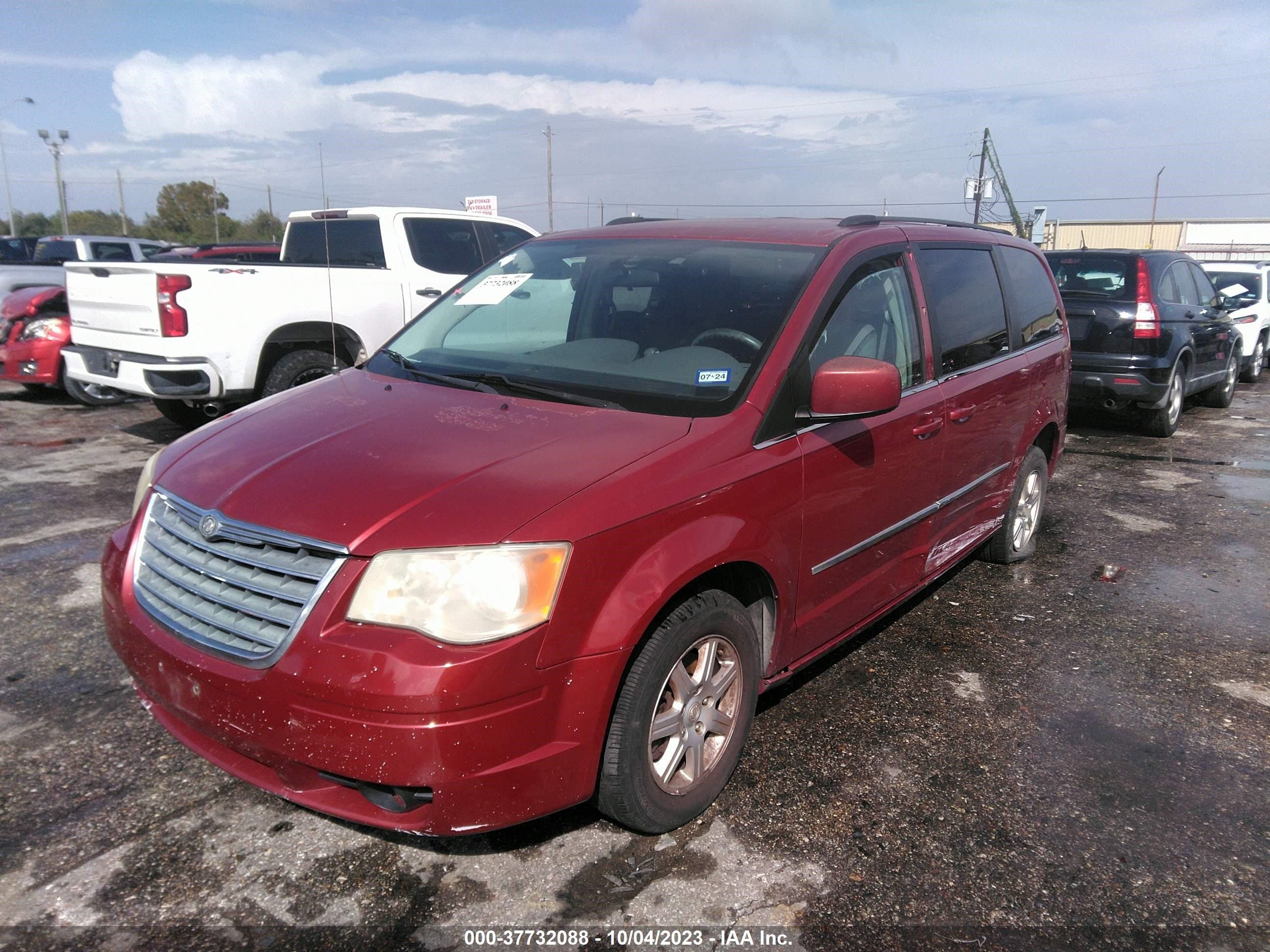 Photo 1 VIN: 2A4RR5D1XAR243460 - CHRYSLER TOWN & COUNTRY 