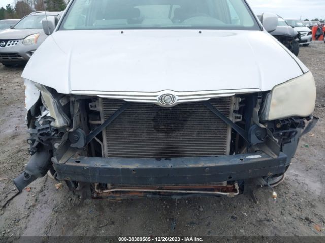 Photo 5 VIN: 2A4RR5D1XAR249520 - CHRYSLER TOWN & COUNTRY 